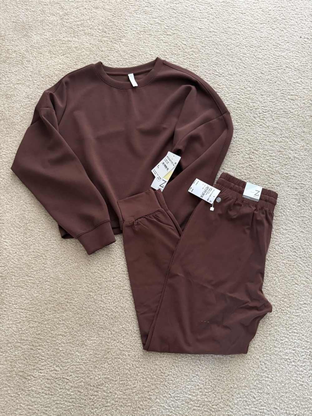 NWT Zella Chocolate Brown Matching Set Sweatshirt SZ S & Joggers SZ XS